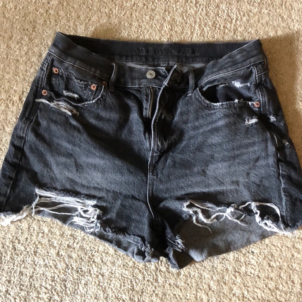 A&E Highest Rise 90s Boyfriend Short